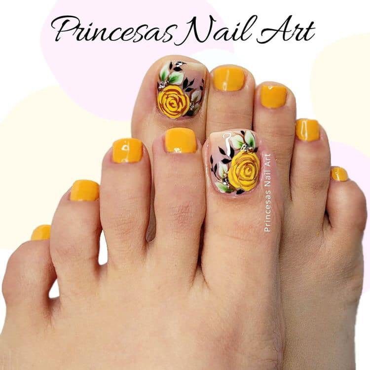 23 Nails Unas de Pies Decoradas Naranjas con Flores