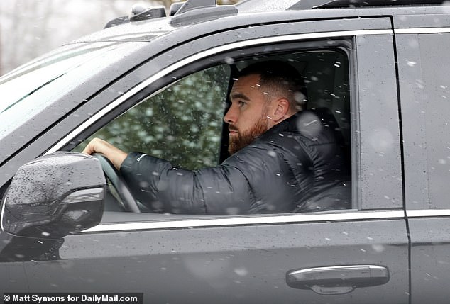 Snowflakes were falling in the freezing temperatures in KC as Travis stopped to get a bite to eat yesterday