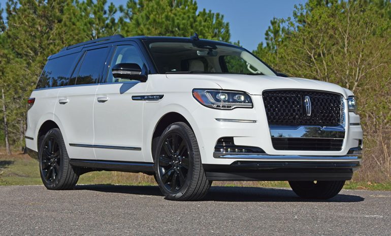 2022 lincoln navigator black label