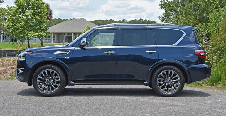 2022 nissan armada platinum awd side