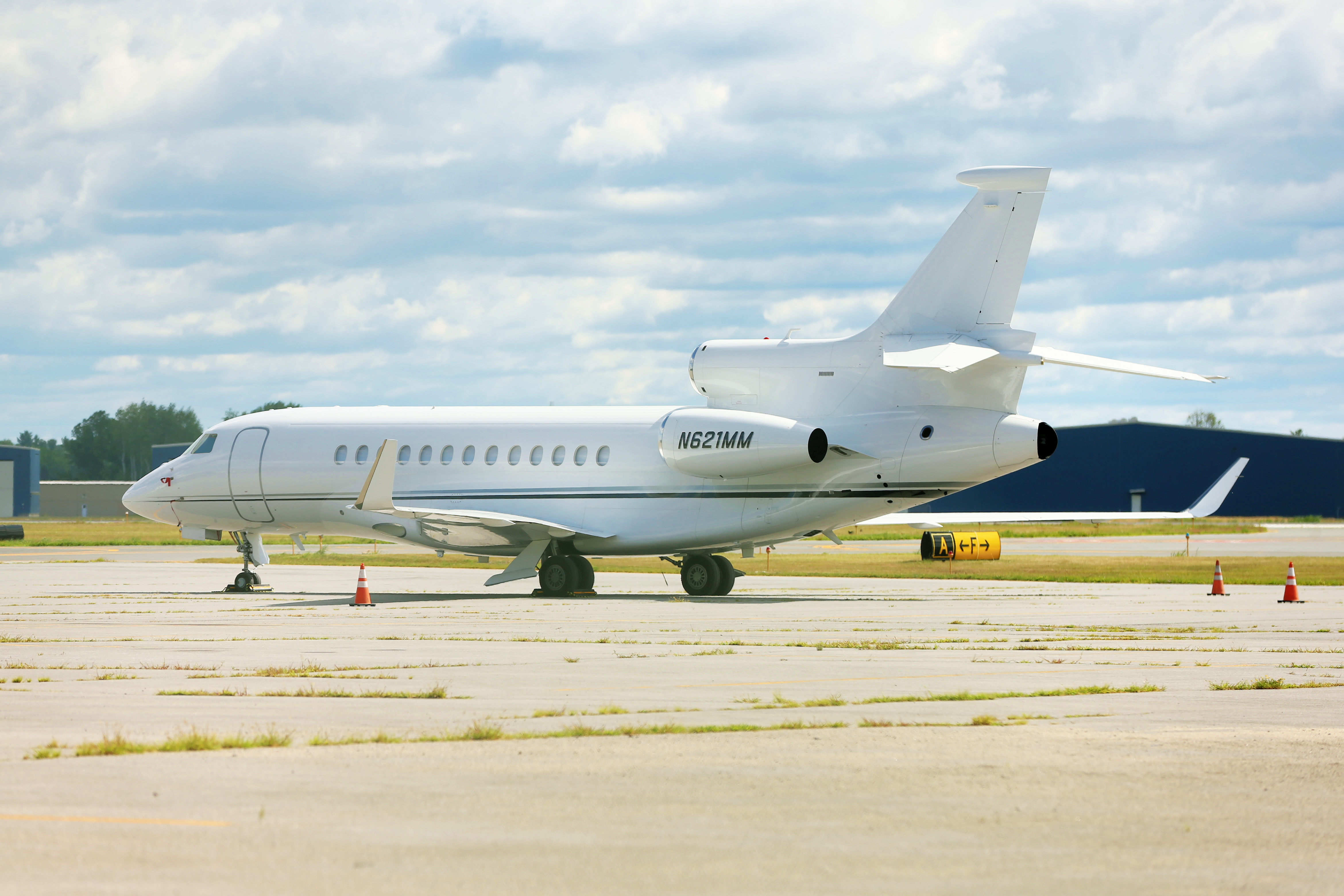 Taylor's 2009 Dassault Falcon 7X jet parked in Albany, New York