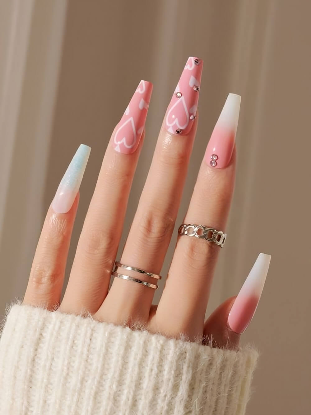 30 Stunning 90s-Inspired Nail Art Designs To Take You Down The Memory Lane - 207