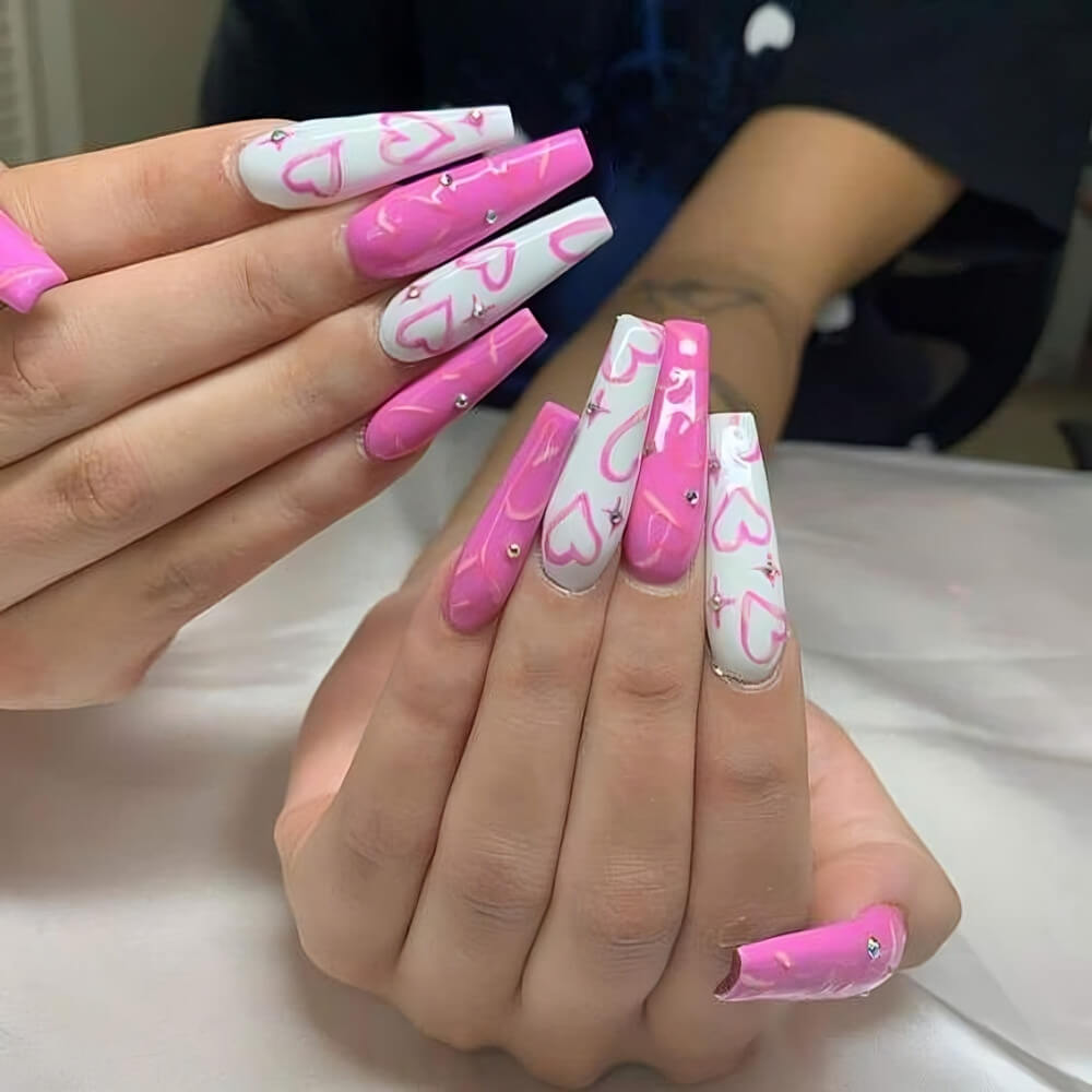 30 Stunning 90s-Inspired Nail Art Designs To Take You Down The Memory Lane - 233