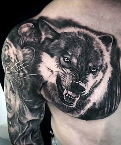 Amazing 3D Wolf Tattoo