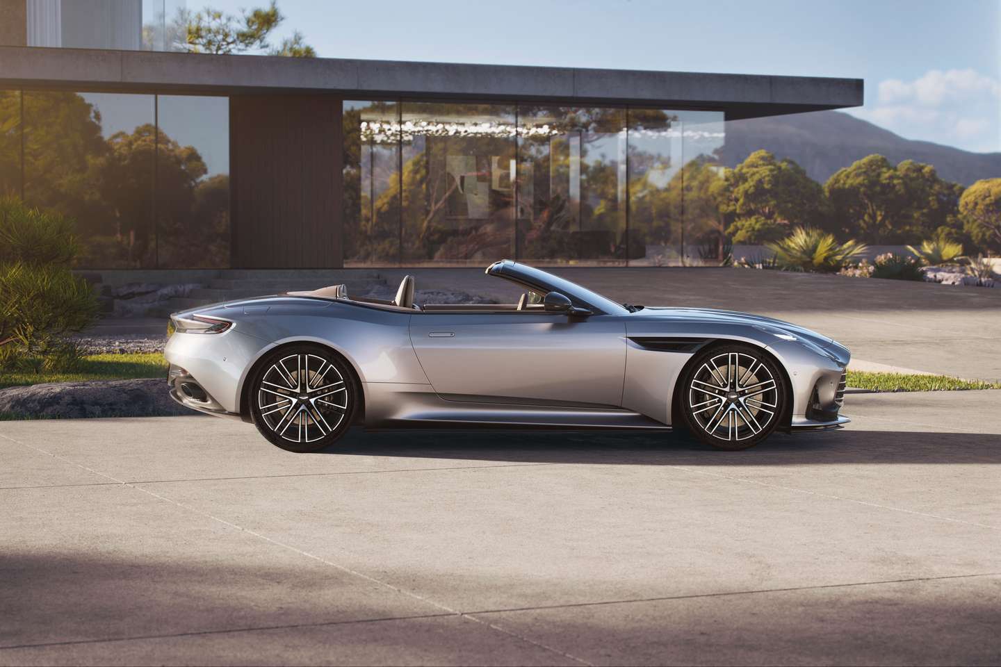 The Aston Martin DB12 Volante, Britain’s New Open-Top Super Tourer, Redefines Elegance