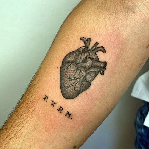 Small Simple 3D Heart Tattoo