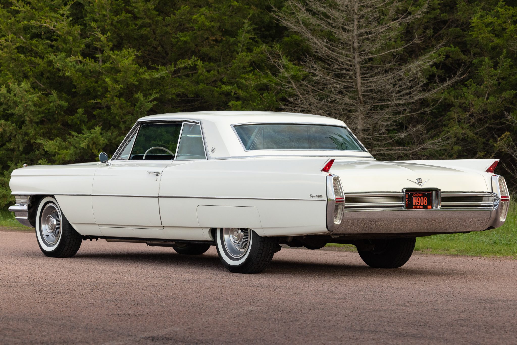 1964 Cadillac Coupe DeVille