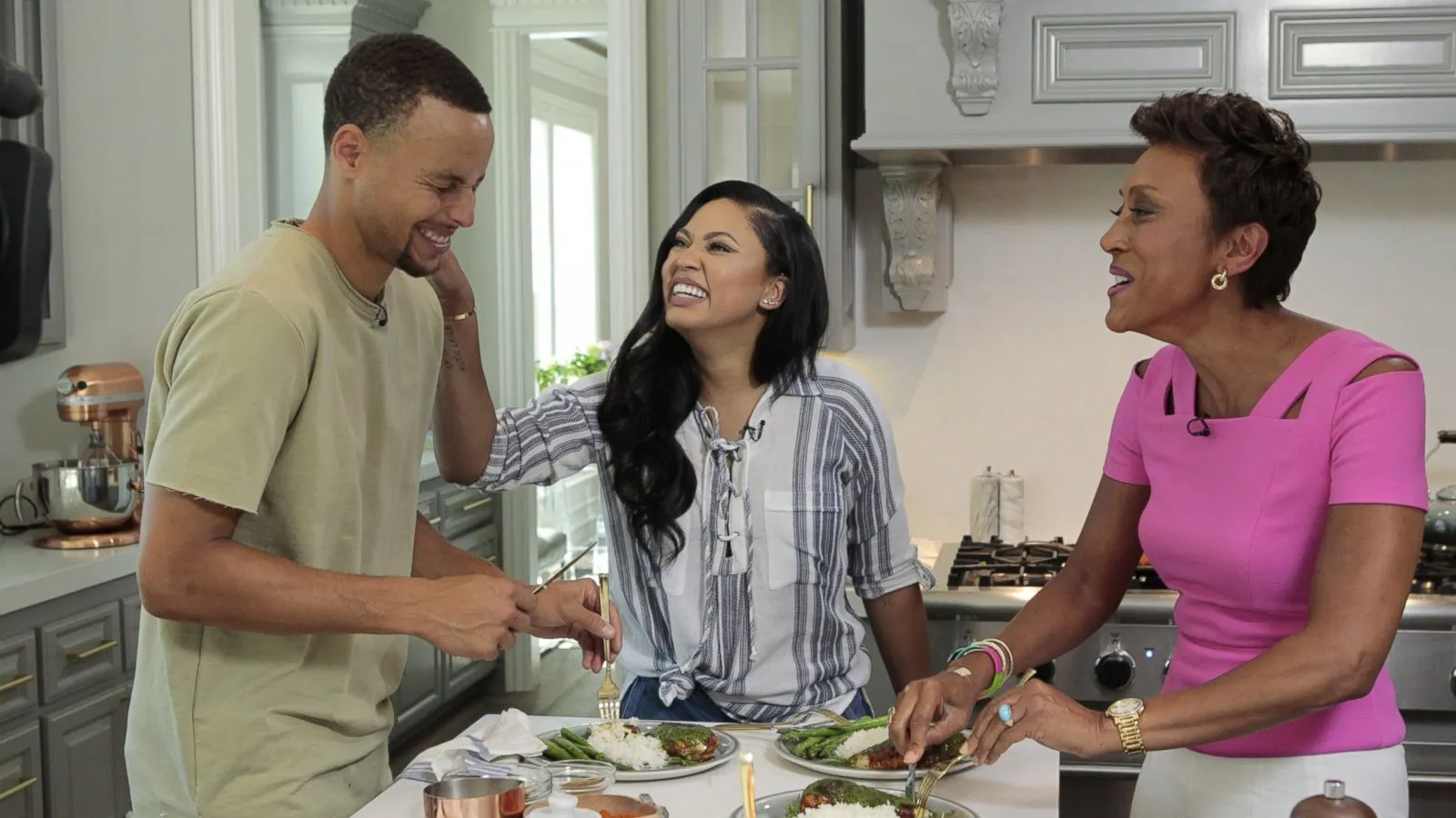 Ayesha Curry on Passion for Food and New Cookbook, and Steph Talks  Motivation for New Season - ABC News