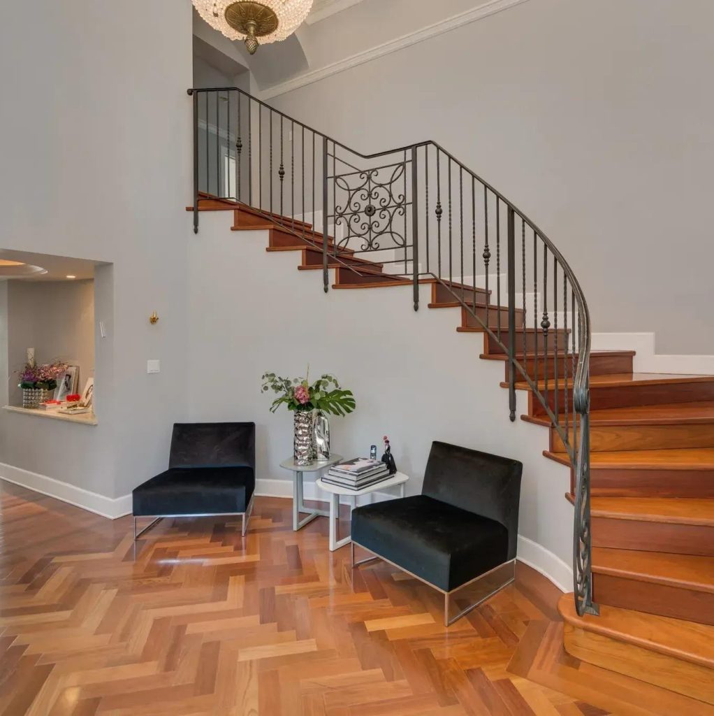 Entryway of Goran Dragić's Miami Home