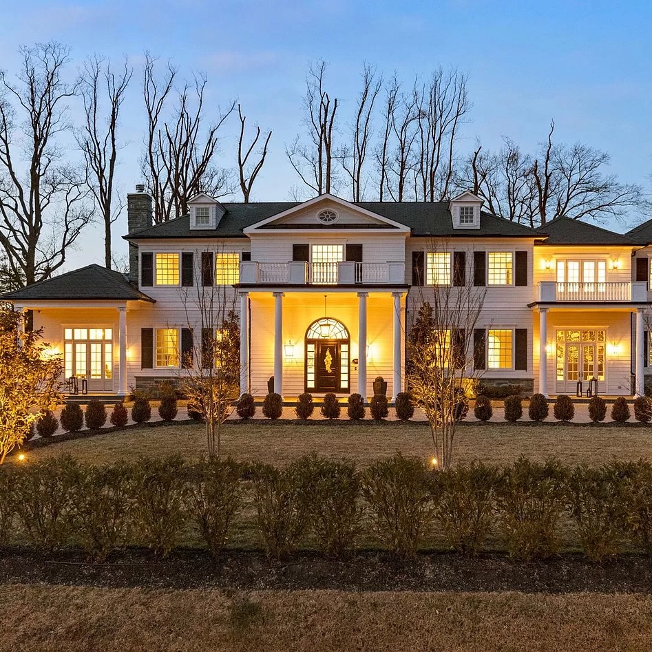 Front View of Kentavious Caldwell-Pope’s Potomac Home