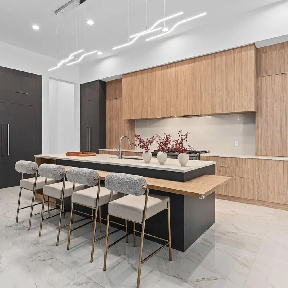 Kitchen in Leandro Barbosa’s Bella Collina Home