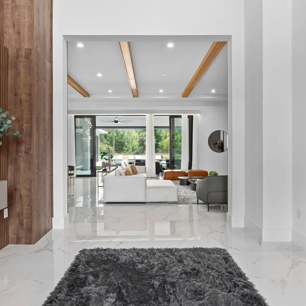 Entrance hall in Leandro Barbosa’s Bella Collina Home