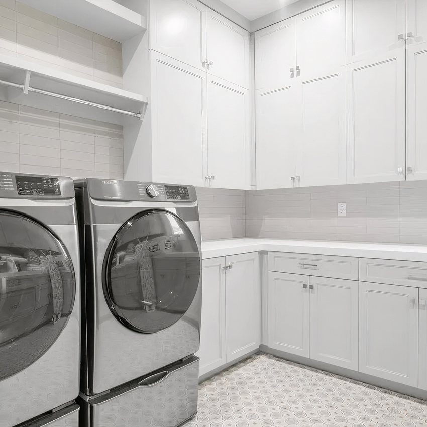 Laundry room of Spencer Dinwiddie’s Calabasas Home