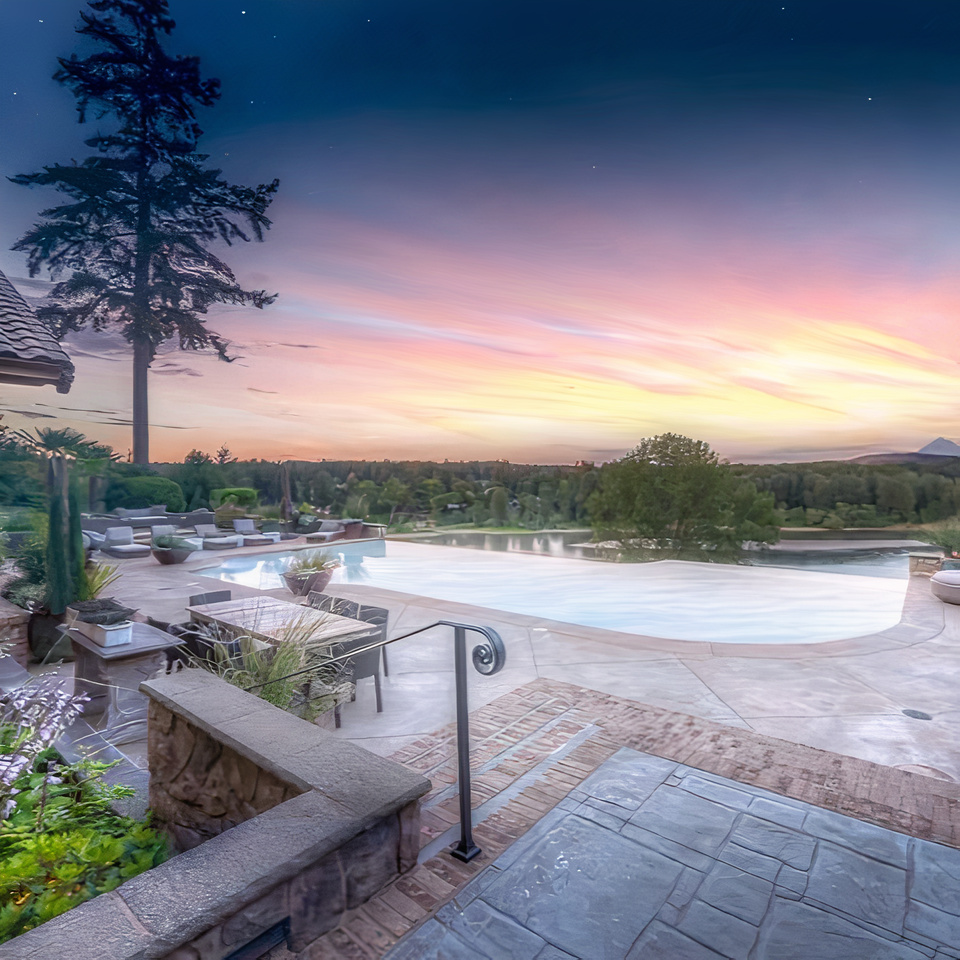 Swimming Pool in  Damian Lillard's Oregon Home