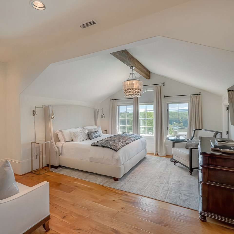 Bedroom in Damian Lillard's Oregon Home