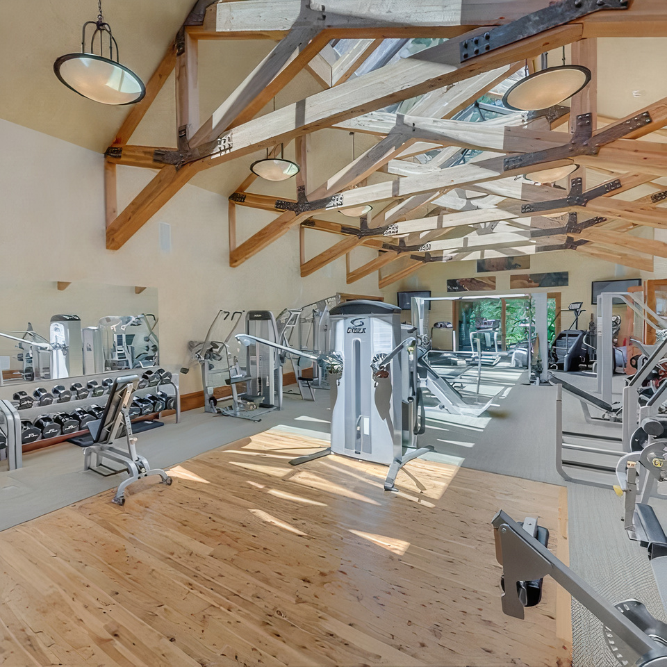 Gym in Damian Lillard's Oregon Home