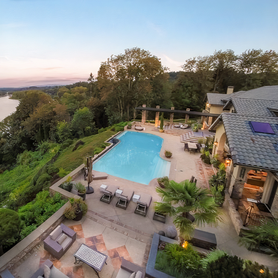 Backyard of Damian Lillard's Oregon Home