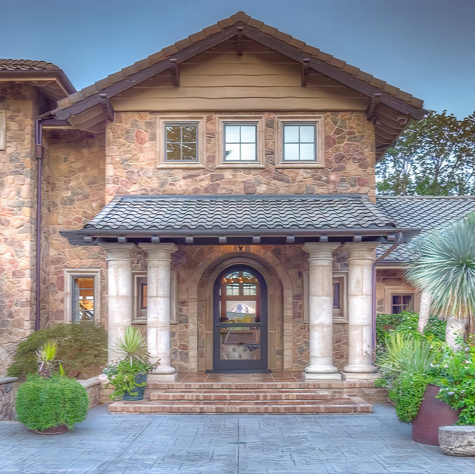 Entrance of Damian Lillard's Oregon Home