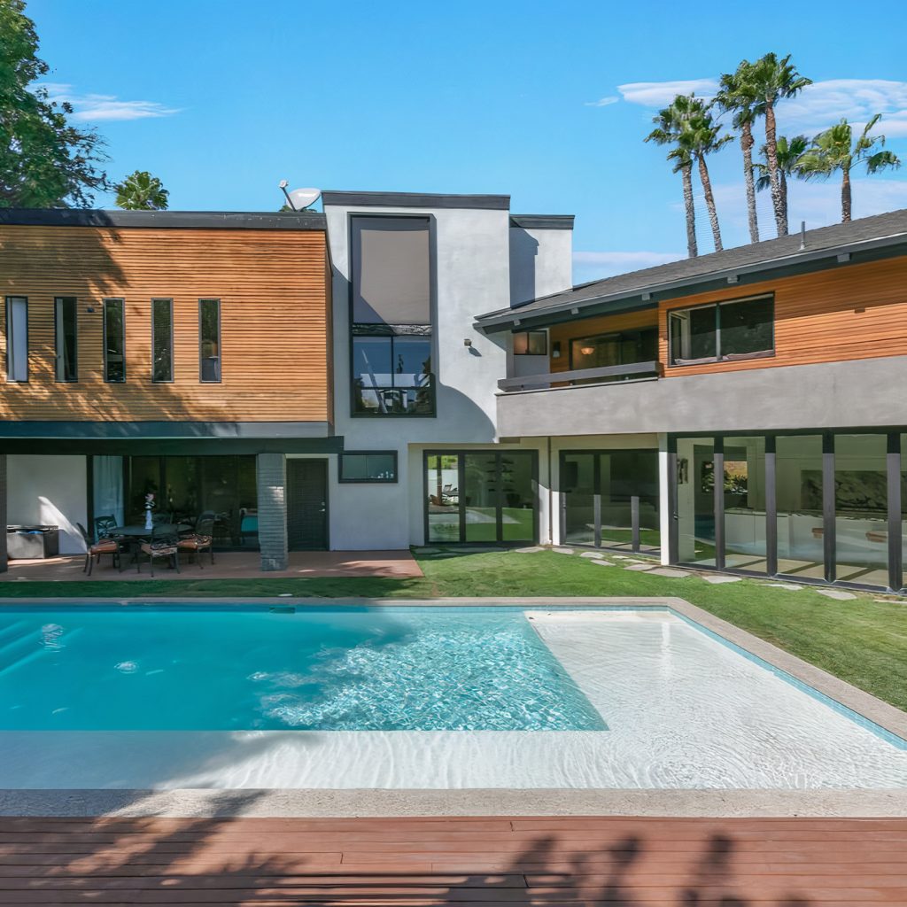 Pool in Candace Parker's Tarzana Home