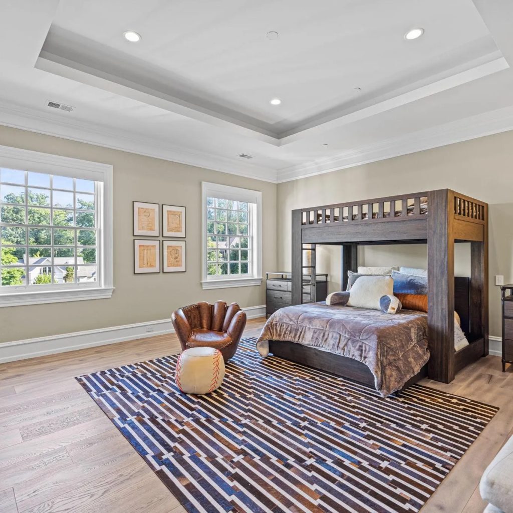 Bedroom in Kentavious Caldwell-Pope’s Potomac Home