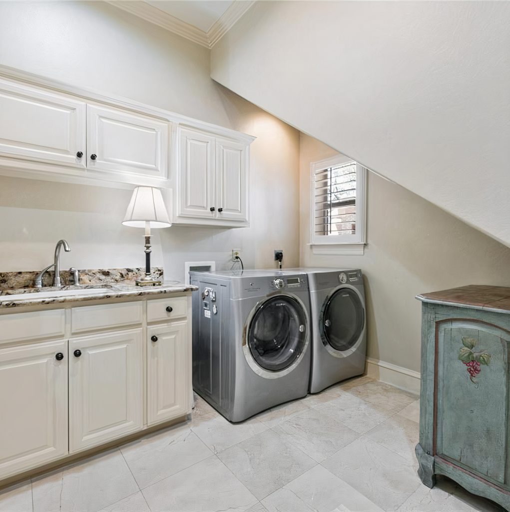 Laundry Room in Shaquille O'Neal's Texas Home