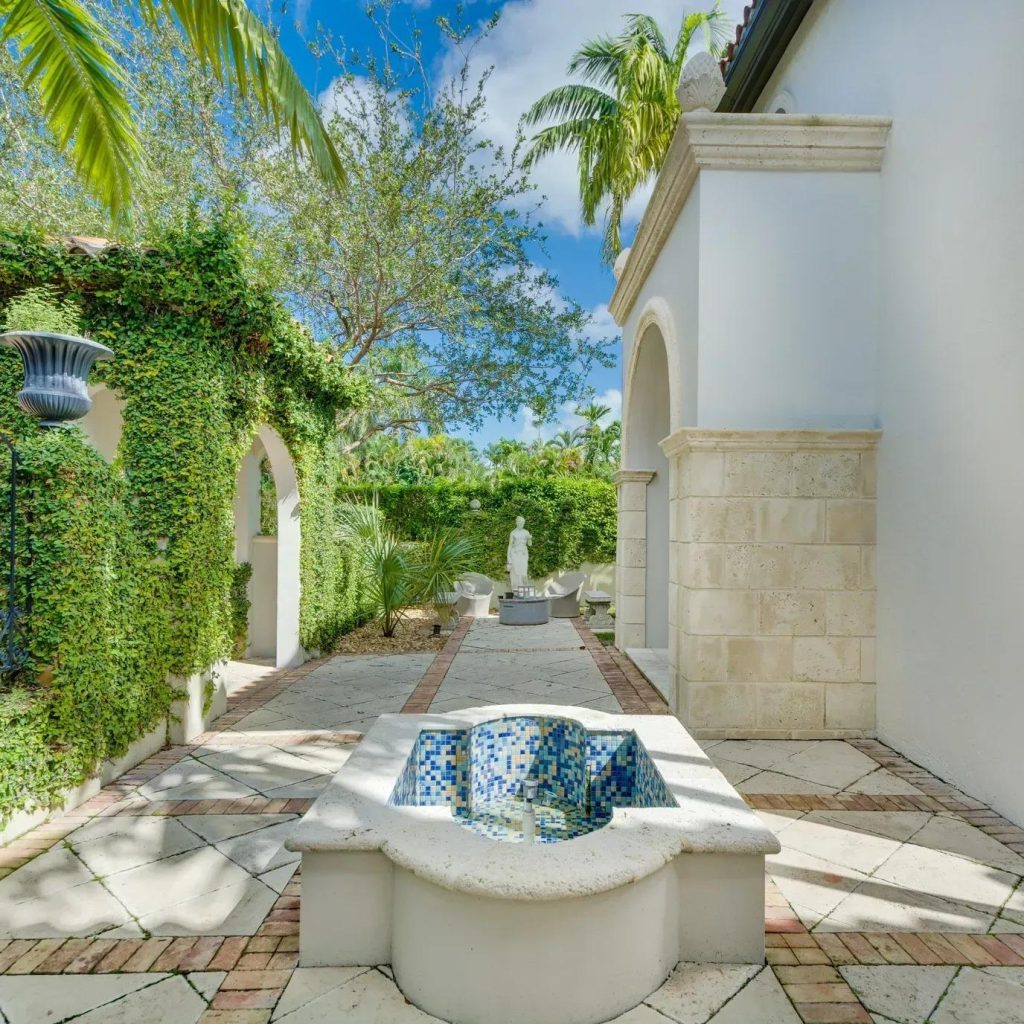 Courtyard of Goran Dragić's Miami Home