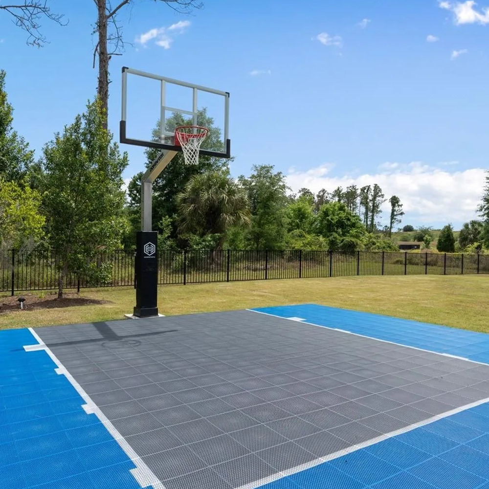 Basketball court of Leandro Barbosa’s Bella Collina Home