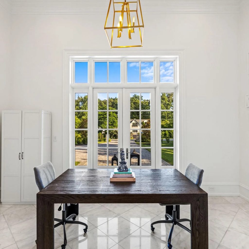 Office Room in Kentavious Caldwell-Pope’s Potomac Home