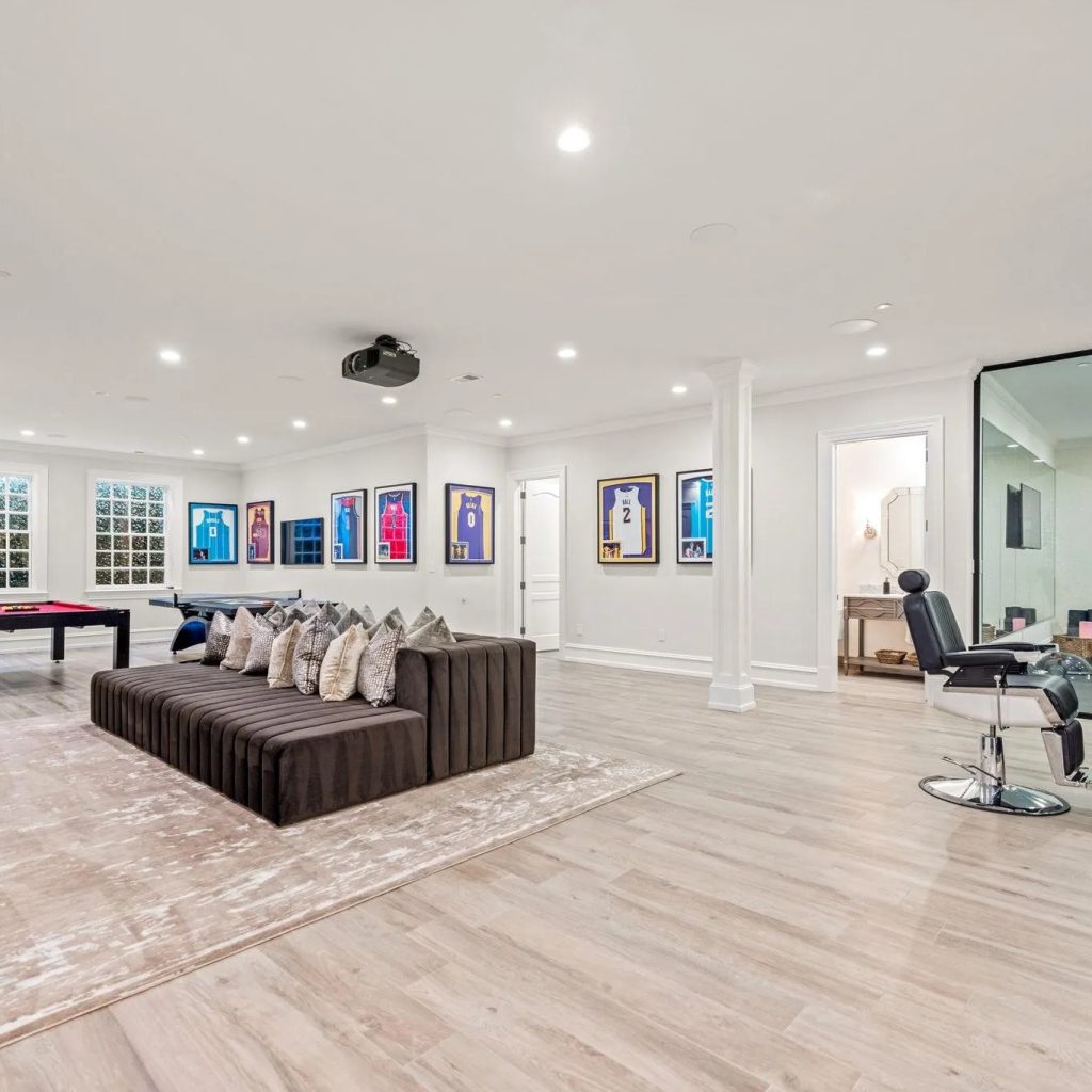 Entertainment Area in Kentavious Caldwell-Pope’s Potomac Home