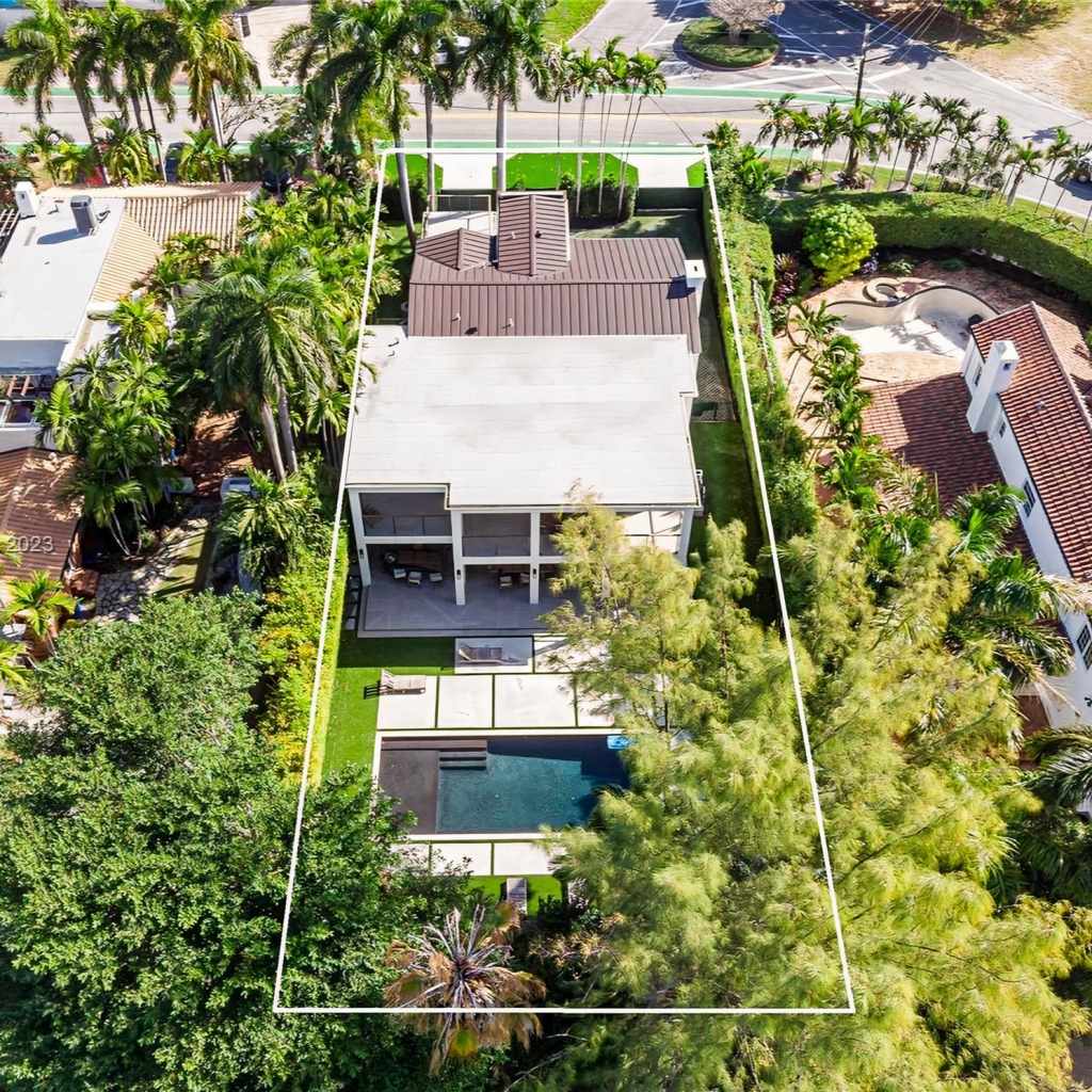 Aerial View of Jeremy Shockey's Miami Home