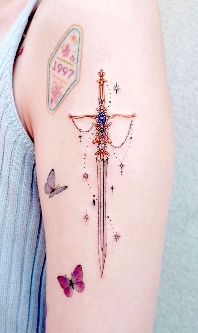 Sword of the Queen by @tattooist_solar