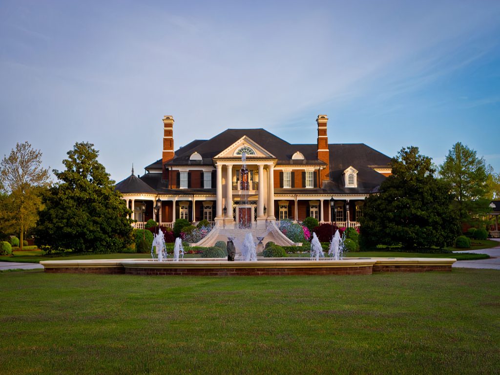 Front View of Dwight Howard's GA Home