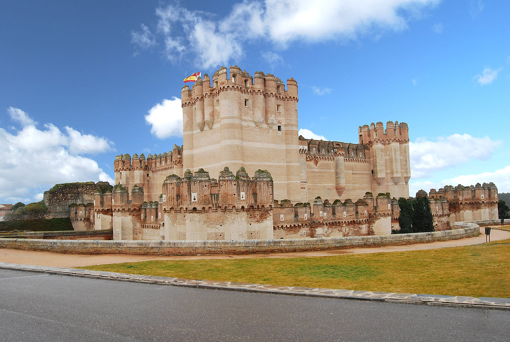 Castillo de Coca (Segovia-España) | El castillo de Coca es u… | Flickr