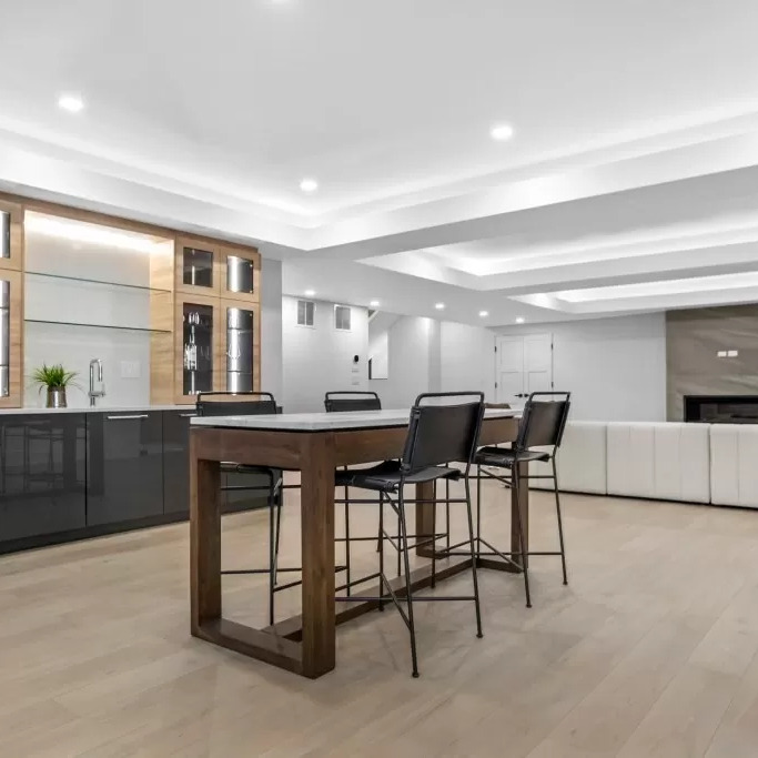 Bar Area in Jrue Holiday’s Newton Home