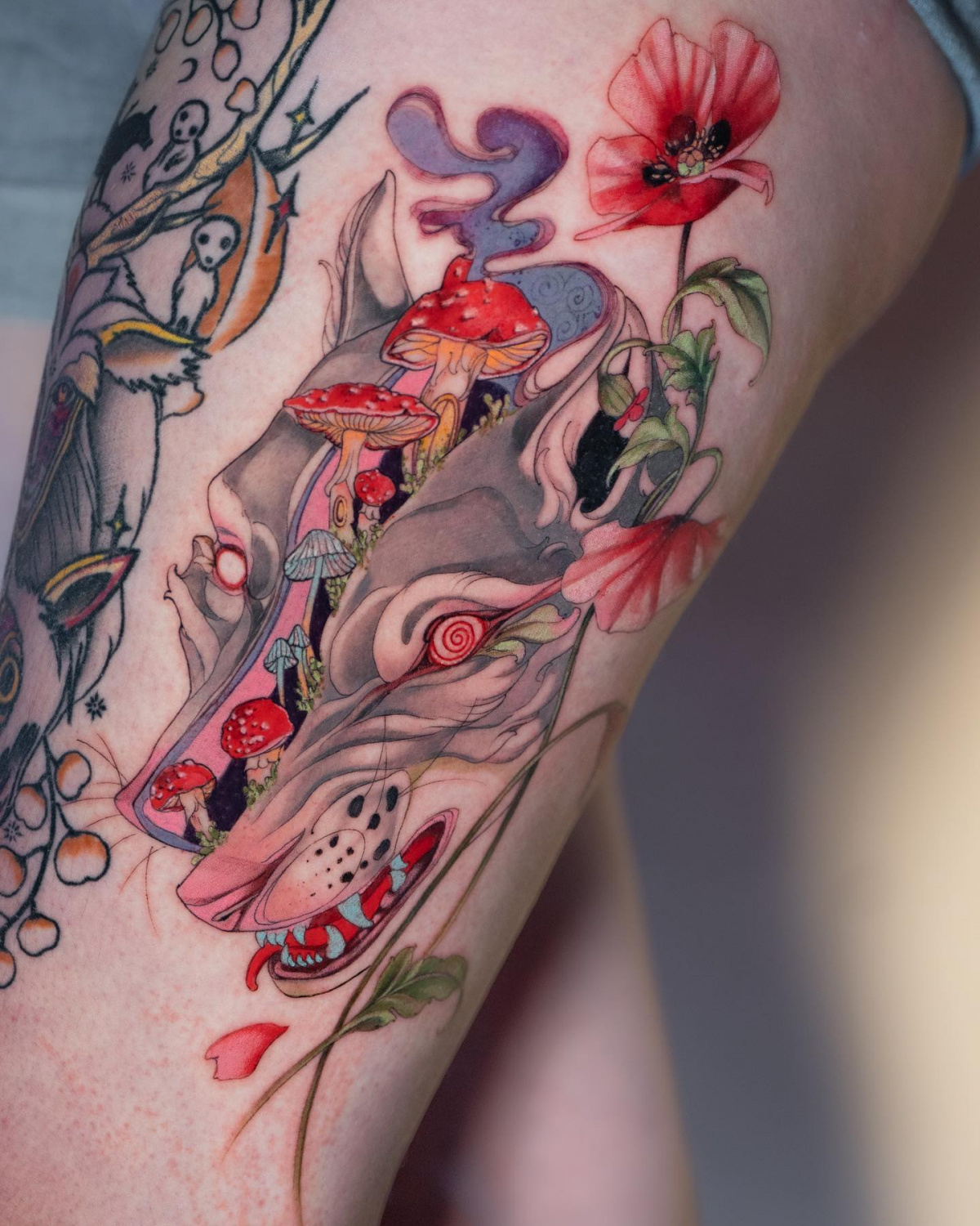 Tattoo artist Maiza Van Bommel