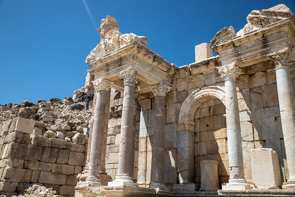 The Untouched Ancient City: Sagalassos - Travel blog | Traveling Lens Photography