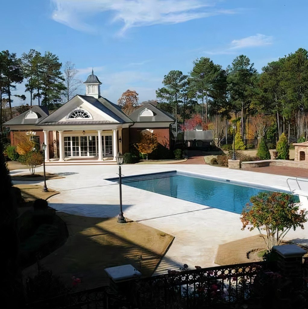 Pool in Dwight Howard's GA Home