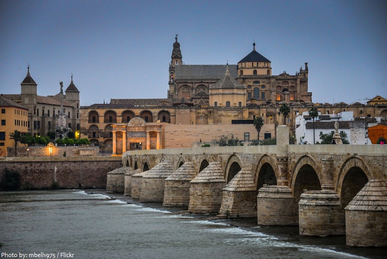 Mosque in Córdoba, Spain: Architectural Boldness - RTF | Rethinking The Future