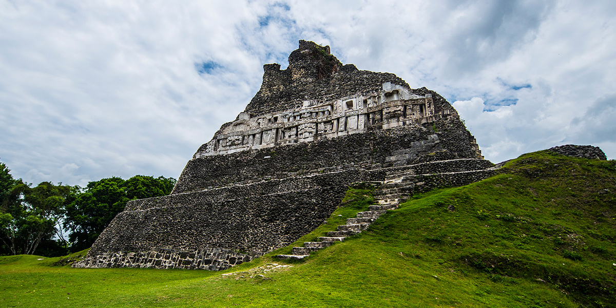 Sitio Arqueológico Xunatunich, history and mysticism in Belize