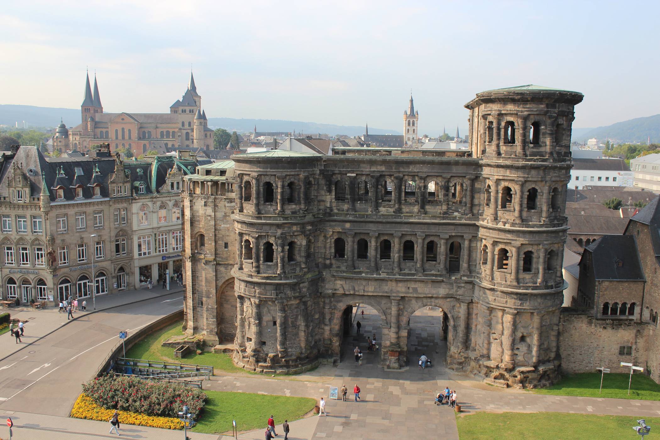 Porta Nigra: Geschichte und Infos zur Top-Sehenswürdigkeit in Trier