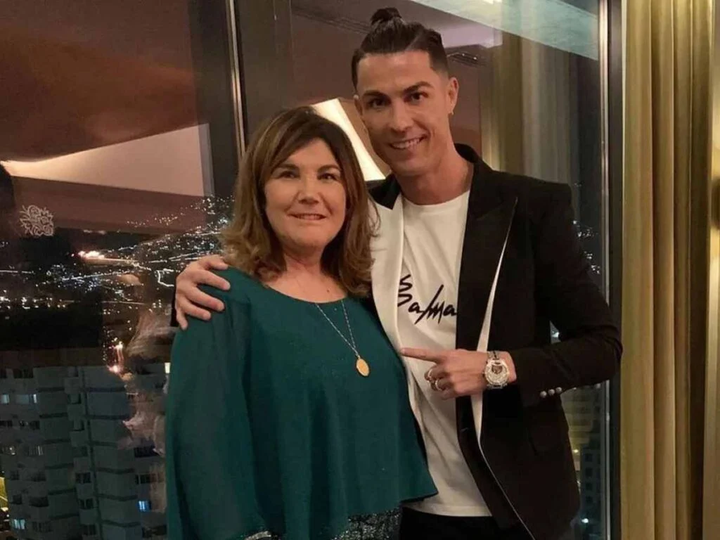 Discovering the Untold Story of Dolores Aʋeiro, Cristiano Ronaldo's Remarkable Mother