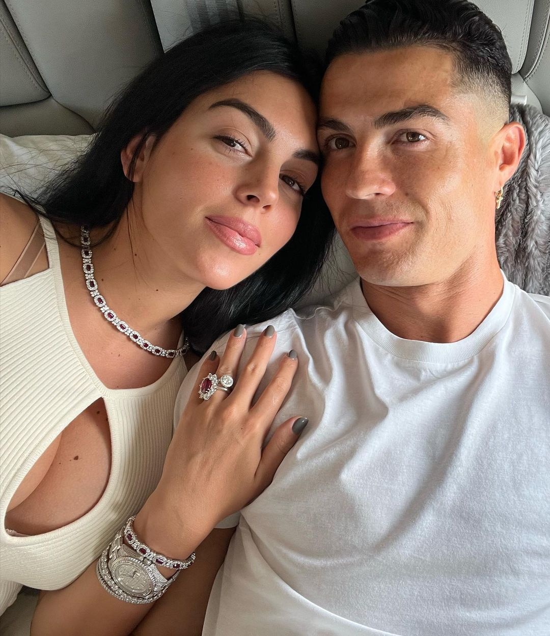 dong ho ban gai Ronaldo, ban gai Ronaldo, Georgina Rodriguez anh 2