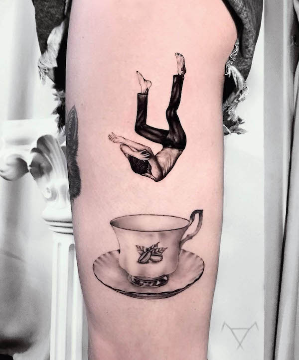 Falling into coffee tattoo by @dnielbarreto